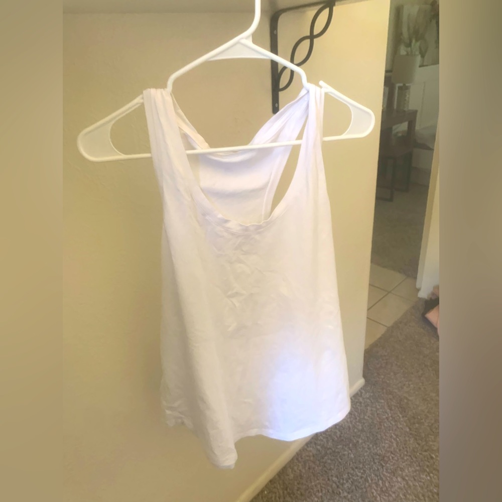 Lululemon, white tank top, 12